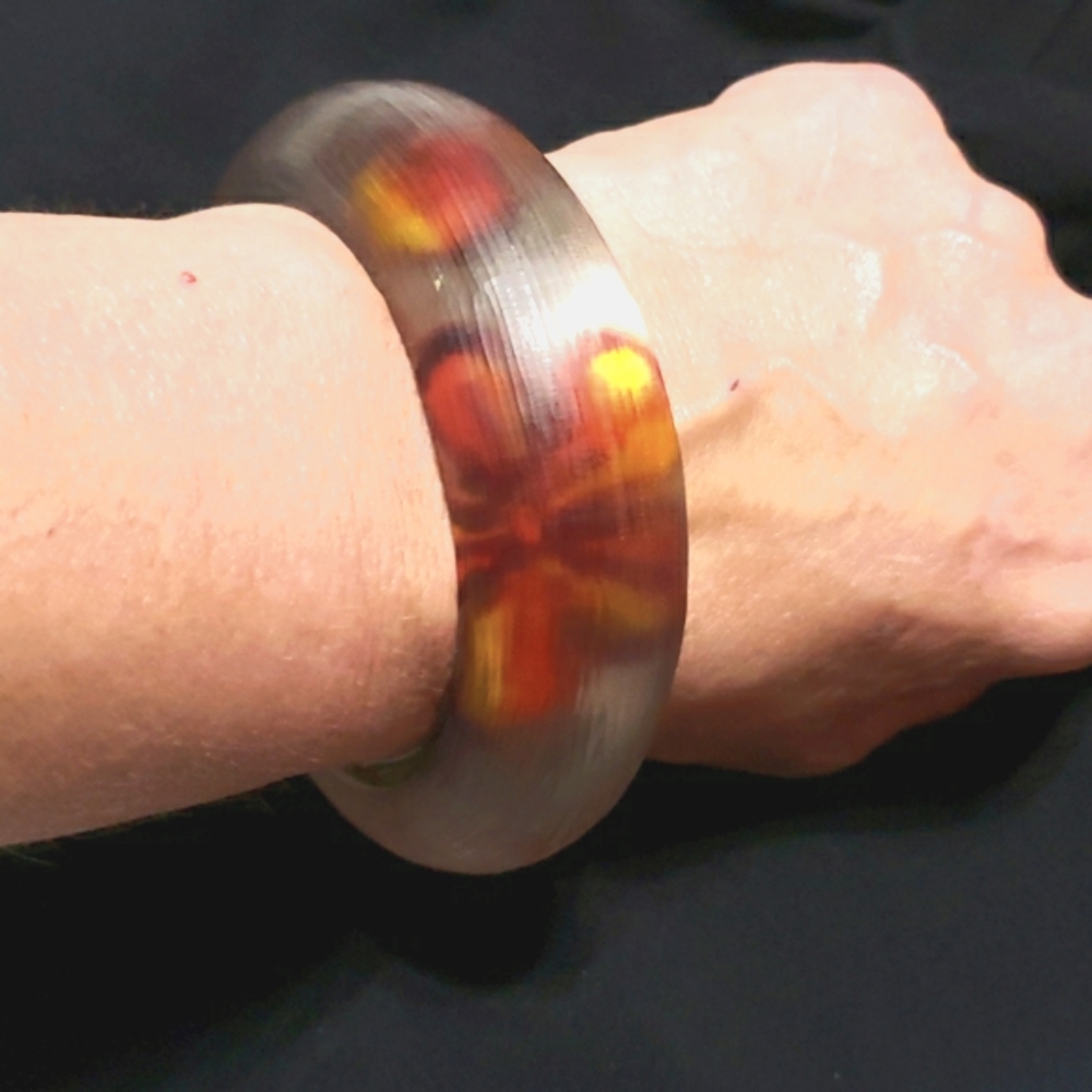NWOT Alexis Bittar Lucite Flower Bracelet Bangle